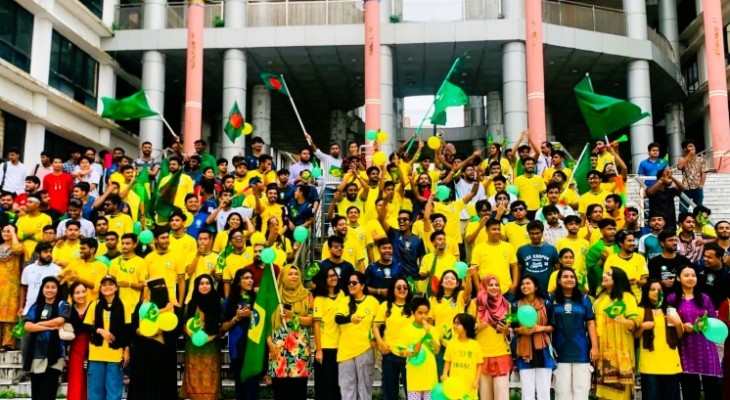 জাককানইবি ব্রাজিল সমর্থকদের ৭৫০ স্কয়ার ফিট পতাকা